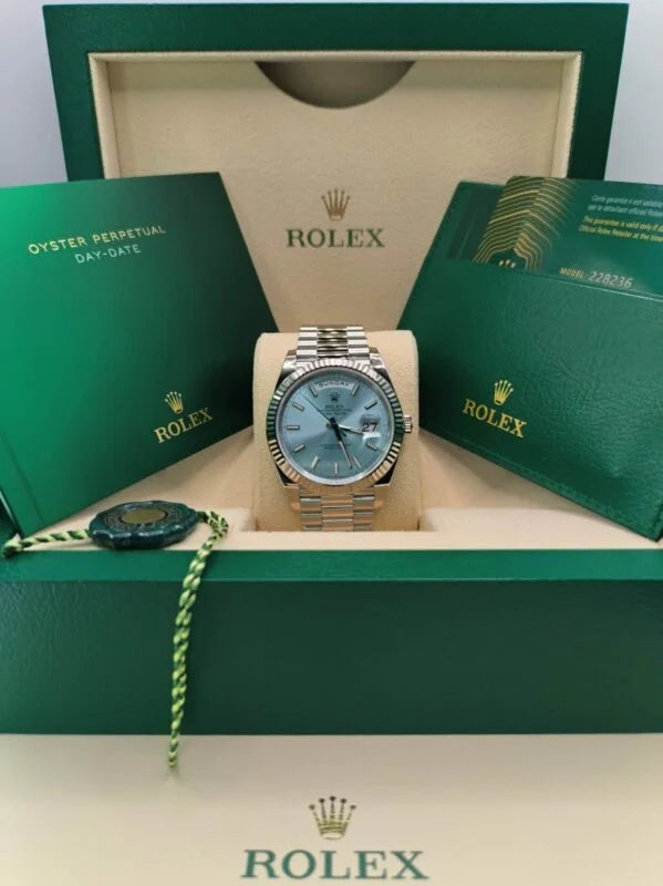 Superclone Rolex Day-Date Ice blue Dial 228236 40 mm