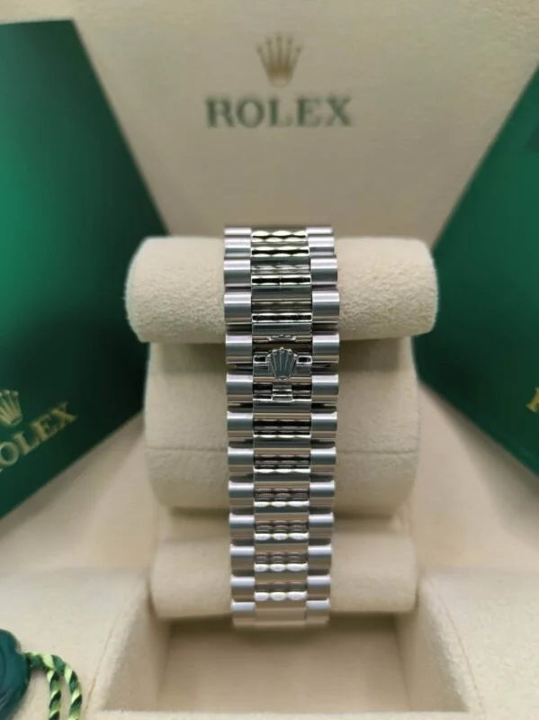 Superclone Rolex Day-Date Ice blue Dial 228236 40 mm
