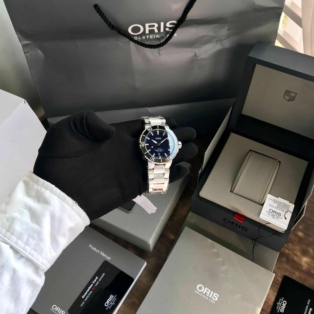 Oris Aquis Date Authentic Automatic Silver Blue