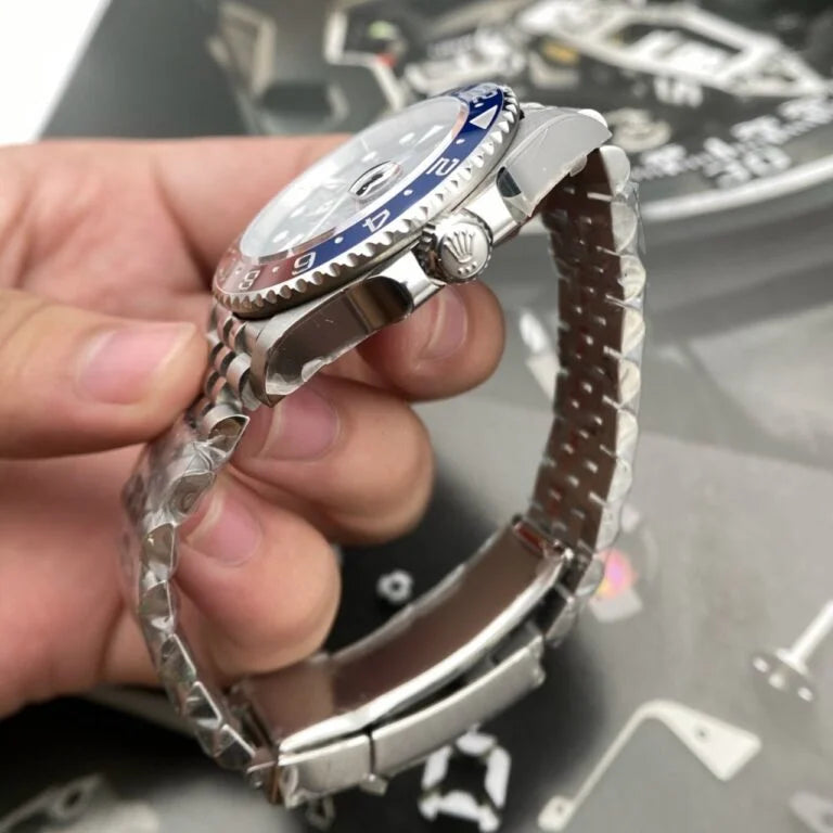 Superclone Rolex GMT-Master II 126710BLRO “Pepsi” Jubilee