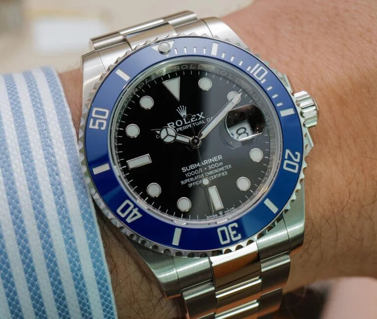 Superclone Rolex Submariner “Cookie Monster” Black Dial 126619LB