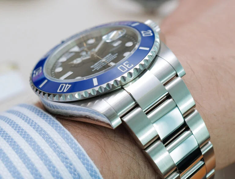 Superclone Rolex Submariner “Cookie Monster” Black Dial 126619LB