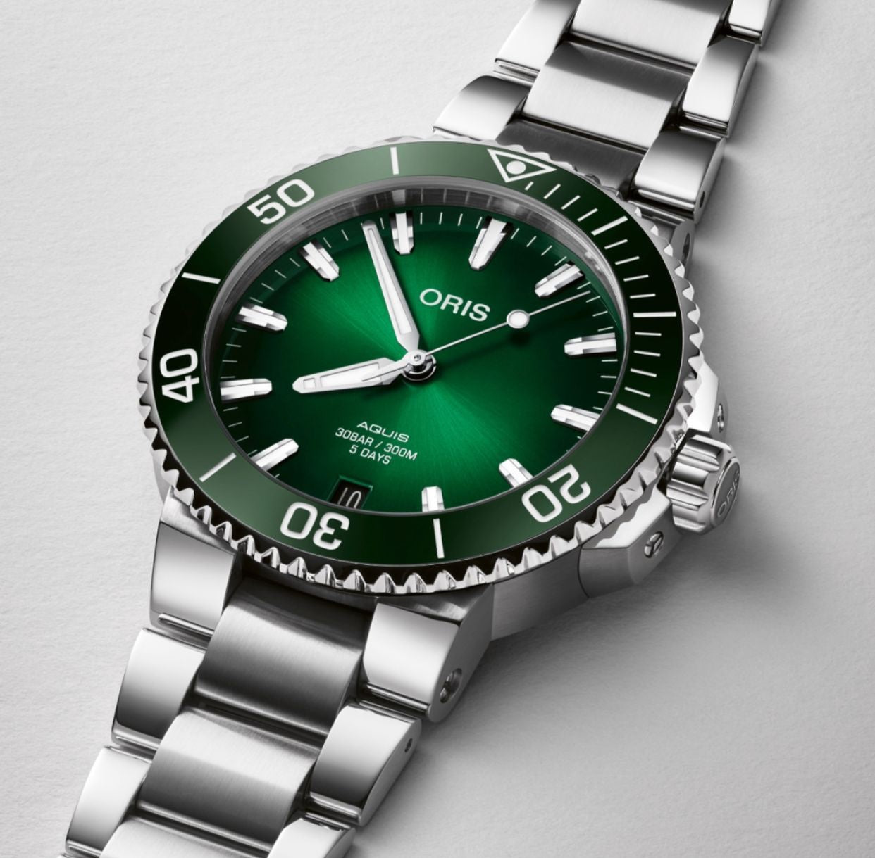 Oris Aquis Date Authentic Silver Green Dial