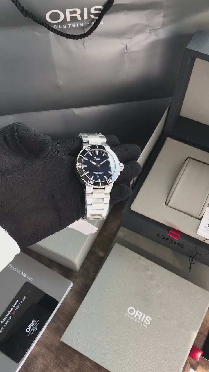 Oris Aquis Date Authentic Automatic Silver Blue
