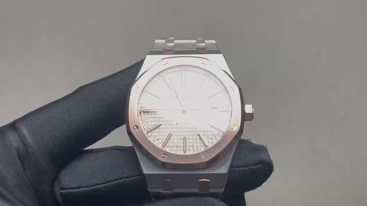 Audemars Piguet Royal Oak Selfwinding Two Tone 41 mm, White Ref. 15400SR.OO.1220SR.01
