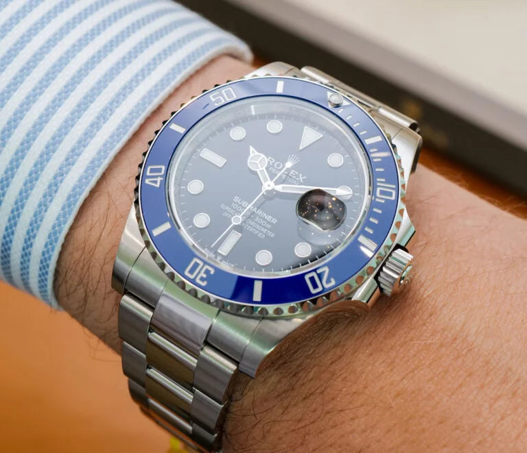 Superclone Rolex Submariner “Cookie Monster” Black Dial 126619LB