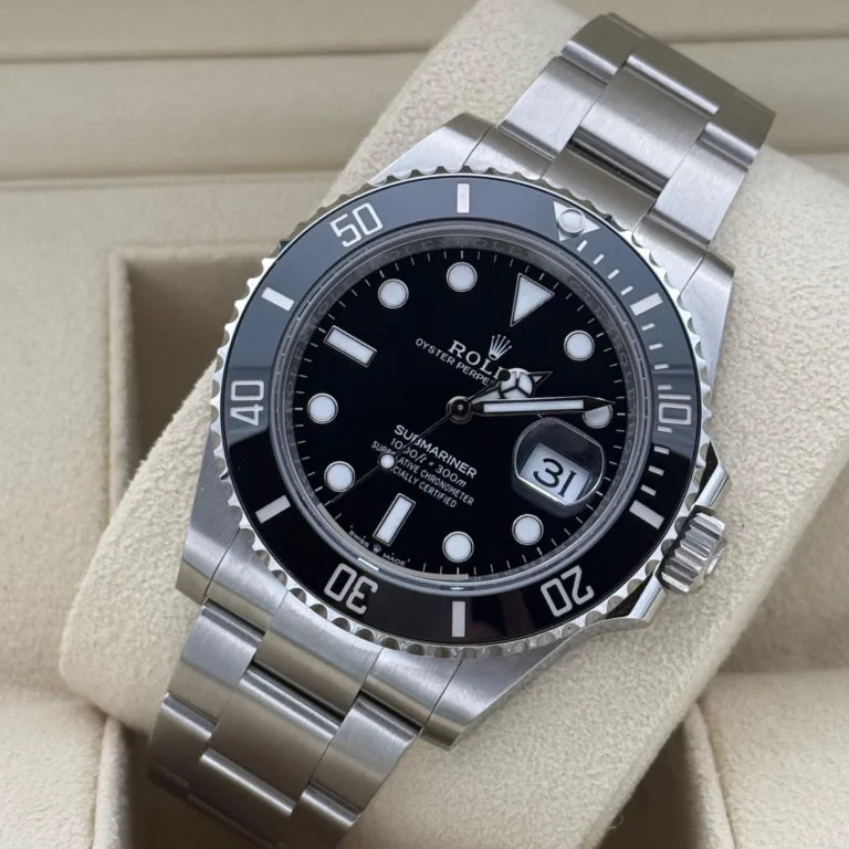 Superclone Rolex Submariner Black Dial 126610LN