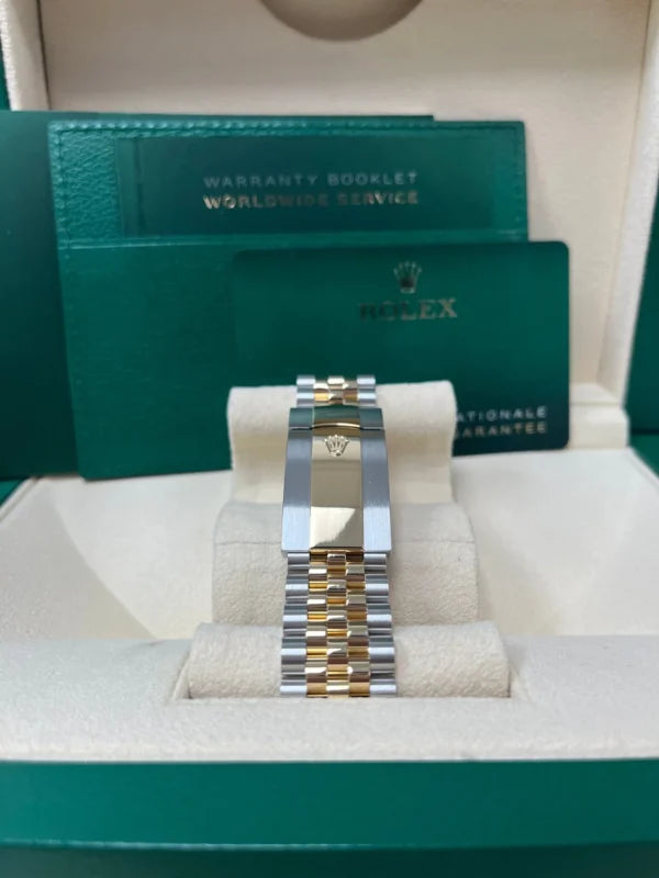 Superclone Rolex Sky-Dweller Bright black Dial 336933 Jubilee